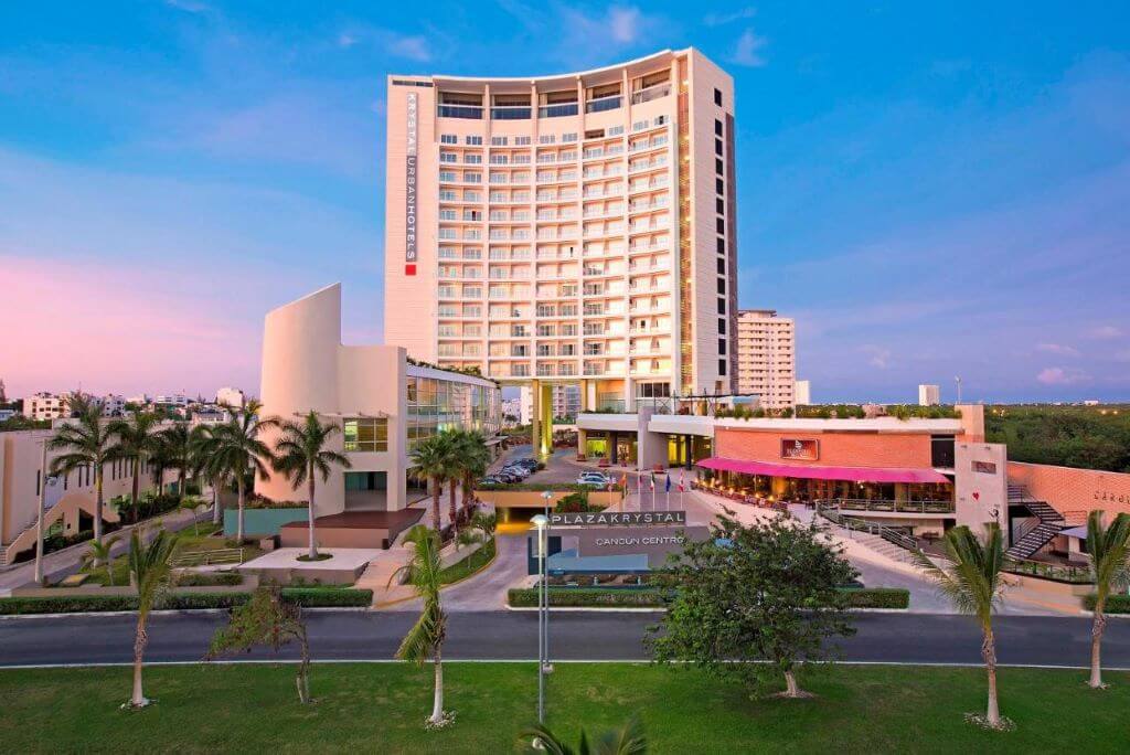 Krystal Urban Cancún & Beach Club
